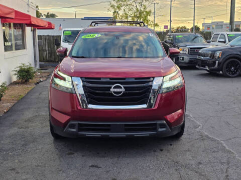 2023 Nissan Pathfinder SV