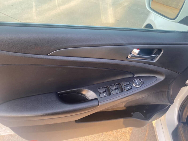 2011 Hyundai Sonata SE