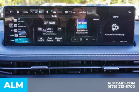 2024 Genesis GV70 2.5T Standard