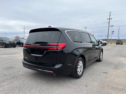 2024 Chrysler Pacifica Touring L