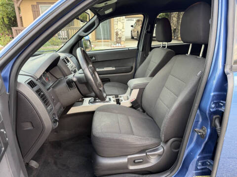 2010 Ford Escape XLT