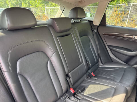 2013 Audi Q5 2.0T quattro Premium