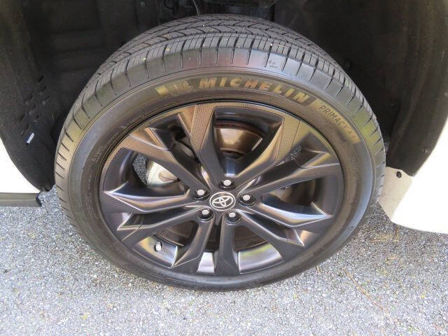 2023 Toyota Sienna XSE 7-Passenger