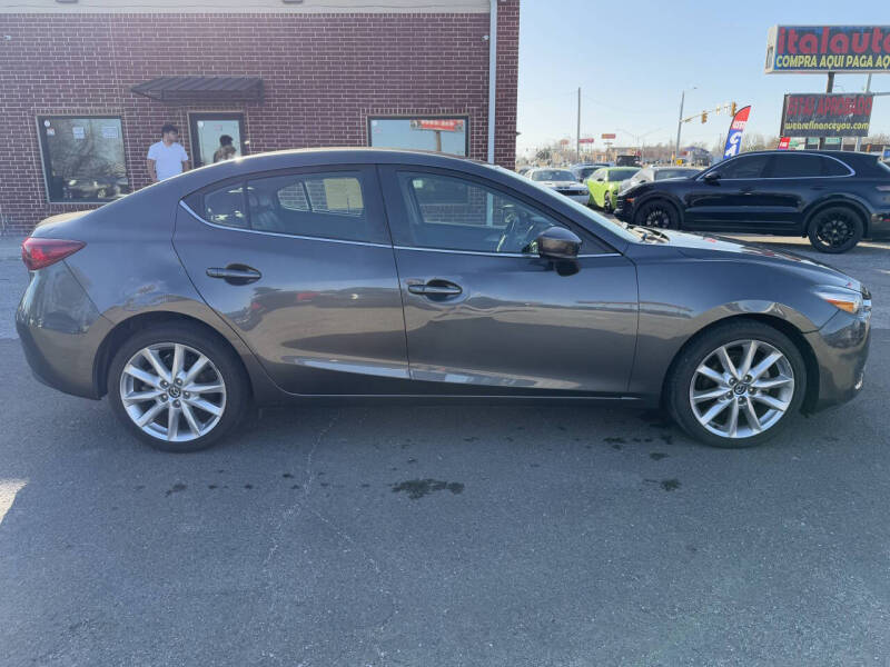 2017 Mazda MAZDA3 Touring