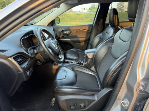 2019 Jeep Cherokee Latitude Plus