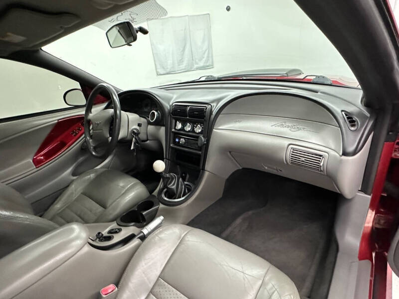 2000 Ford Mustang GT