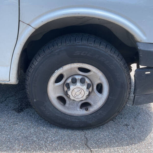 2020 Chevrolet Express 2500