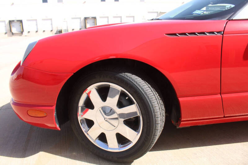 2002 Ford Thunderbird Deluxe