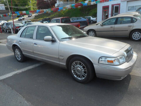 2010 Mercury Grand Marquis for sale at Ricciardi Auto Sales in Waterbury CT