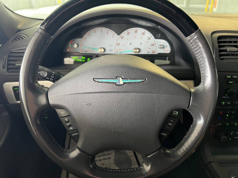 2002 Ford Thunderbird Deluxe