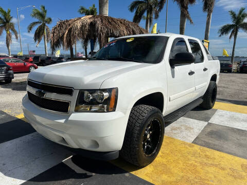 2008 Chevrolet Avalanche for sale at D&S Auto Sales, Inc in Melbourne FL