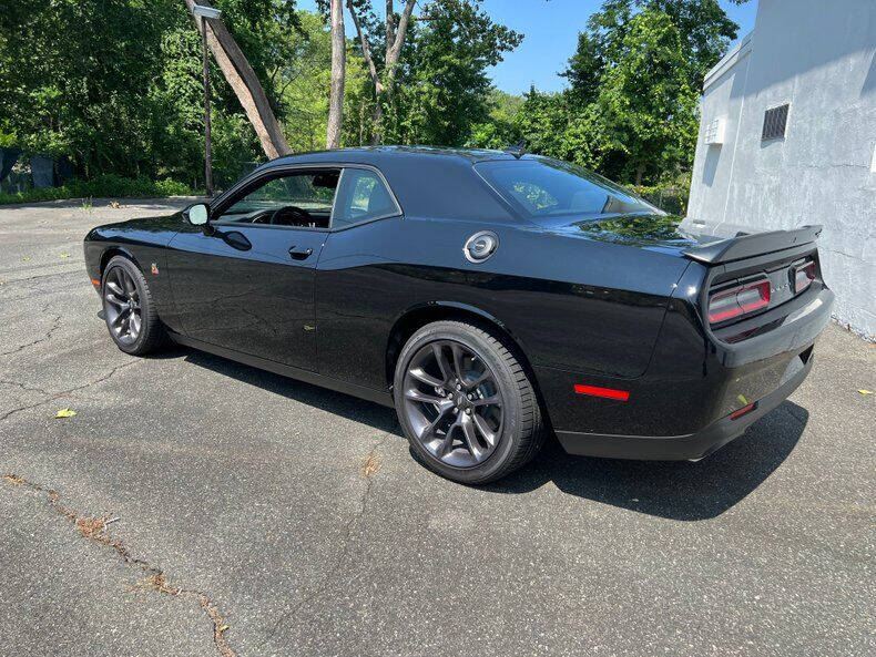 2022 Dodge Challenger