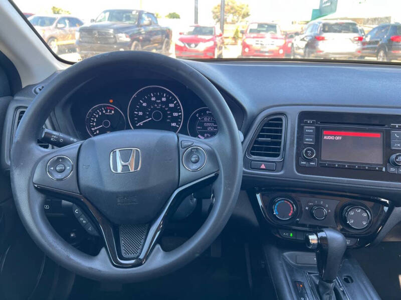 2022 Honda HR-V LX