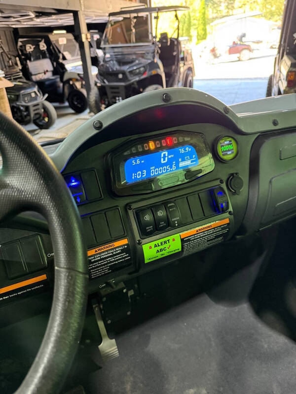 2025 HuntVe Electra Lithium 4x4 EPS Crew