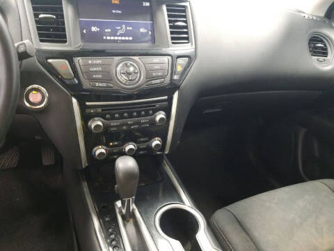 2018 Nissan Pathfinder S