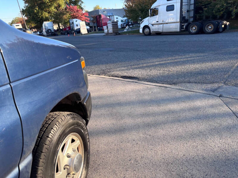 2008 Ford E-Series E-150