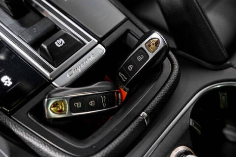 2022 Porsche Cayenne S