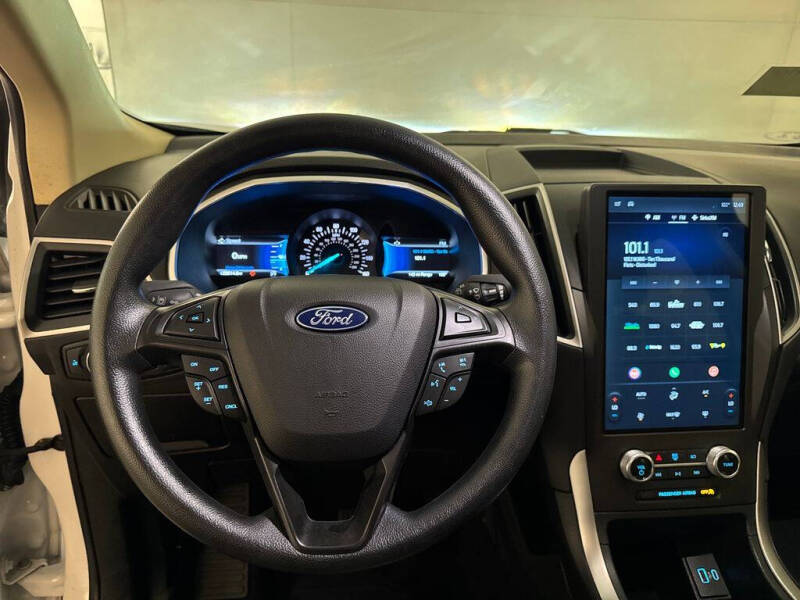 2021 Ford Edge SE