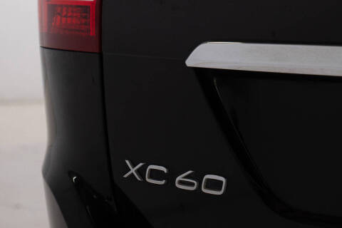 2017 Volvo XC60 T5 Dynamic