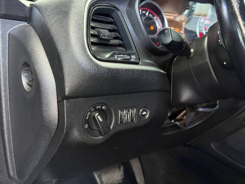 2015 Dodge Challenger SXT