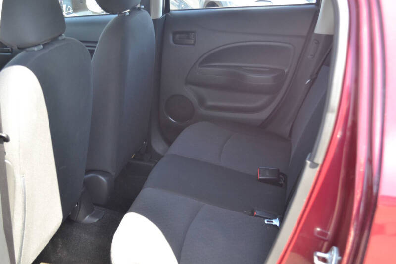 2017 Mitsubishi Mirage ES