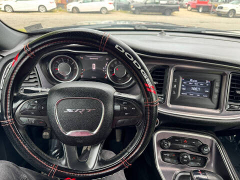 2015 Dodge Challenger SXT