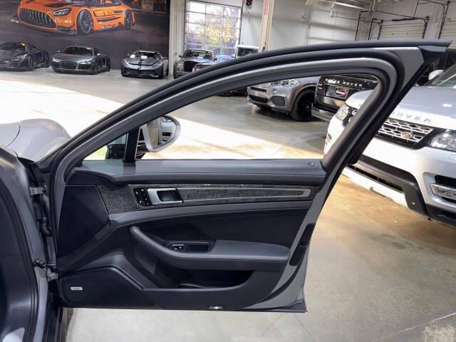 2018 Porsche Panamera 4S