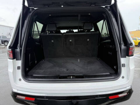 2023 Jeep Wagoneer L Series II