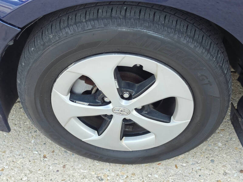2012 Toyota Prius Two