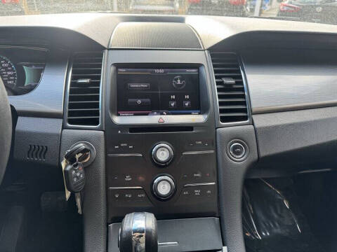 2013 Ford Taurus SEL