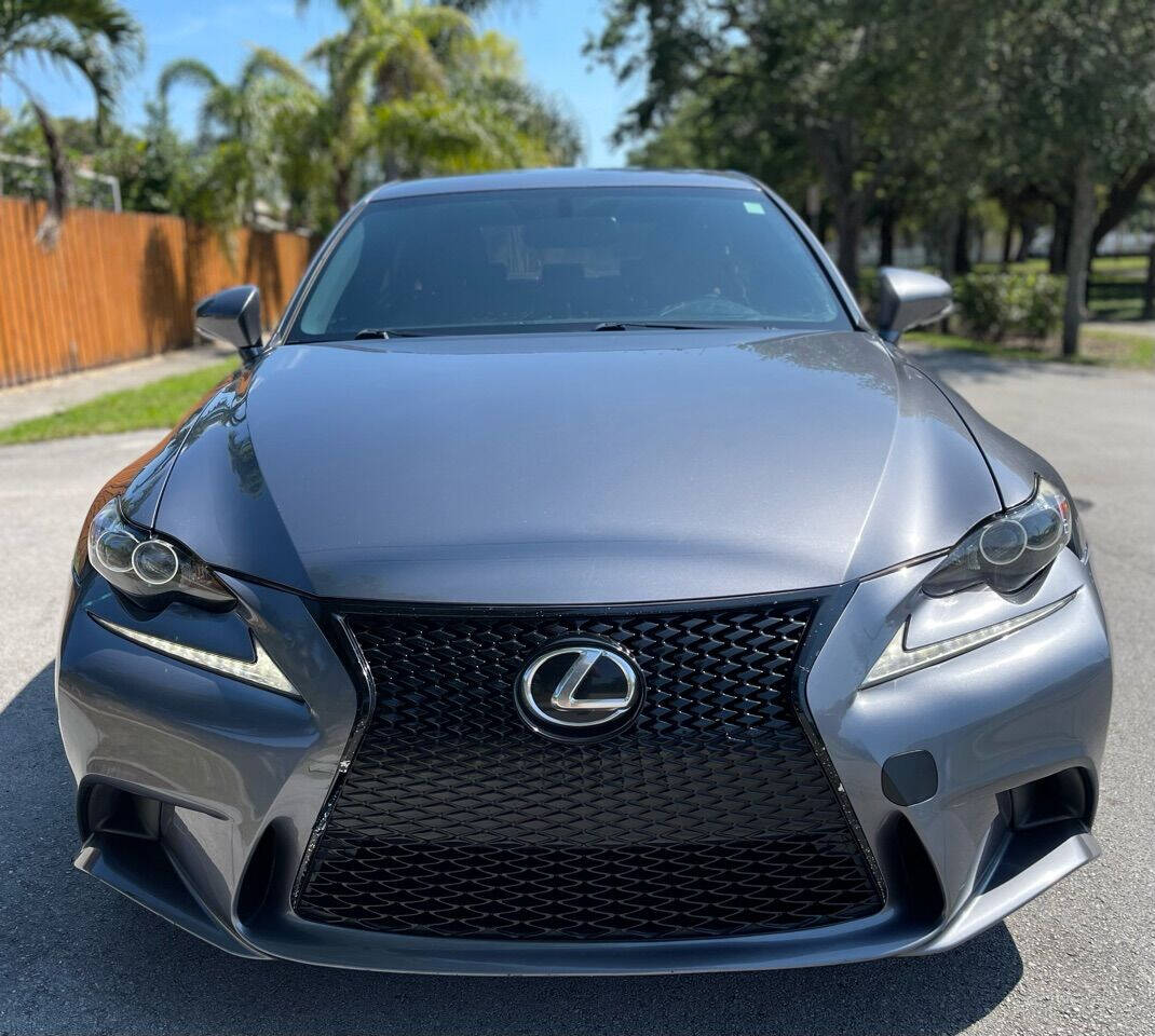 2016 Lexus IS 200t  - $17,625
