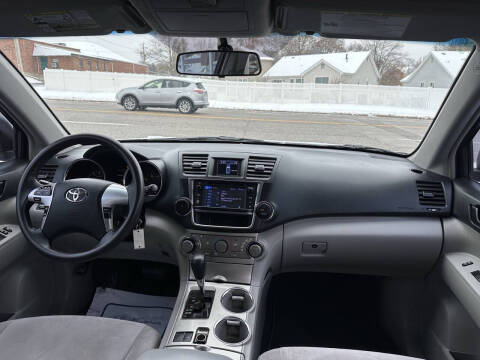 2013 Toyota Highlander Plus