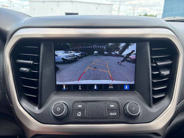 2022 GMC Acadia Denali