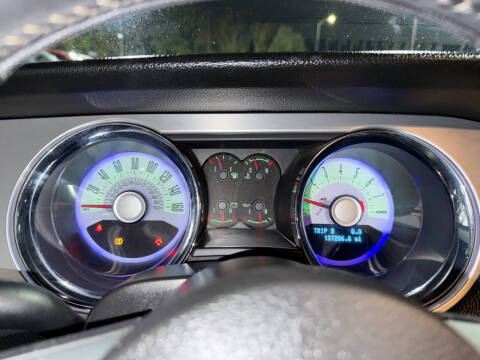 2011 Ford Mustang V6 Premium