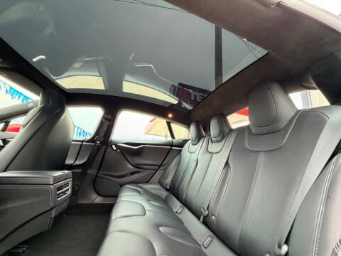 2017 Tesla Model S 75D