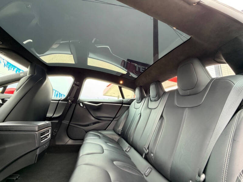 2017 Tesla Model S 75D
