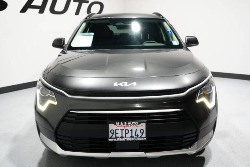 2023 Kia Niro EX