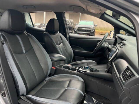 2022 Nissan LEAF SL PLUS