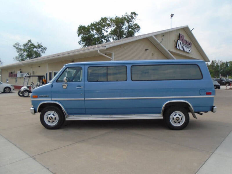 1990 Chevrolet G30's photo