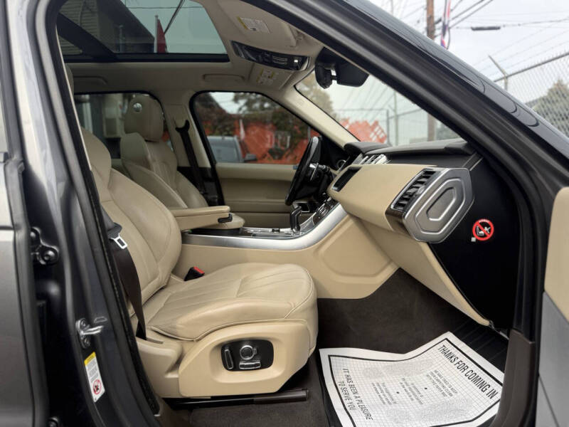 2017 Land Rover Range Rover Sport Supercharged Dynamic