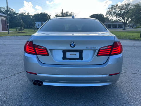 2012 BMW 5 Series 528i