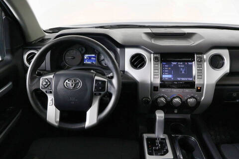 2017 Toyota Tundra SR5