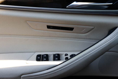 2017 BMW 5 Series 540i