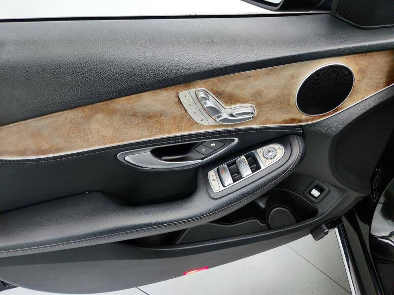 2015 Mercedes-Benz C-Class C 300