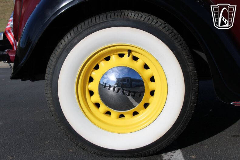 1936 Chrysler Airflow