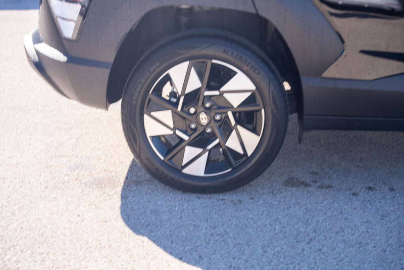 2025 Hyundai Kona SEL Convenience