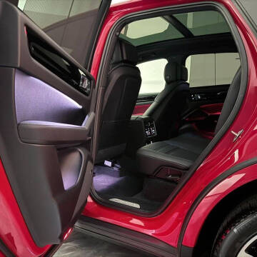 2023 Porsche Cayenne