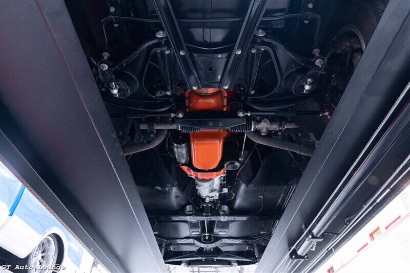 1966 Chevrolet Corvette 43