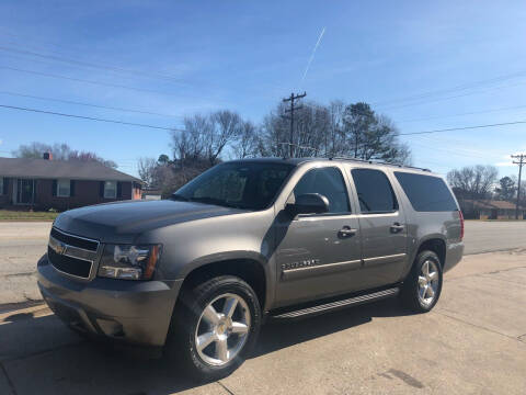 2007 Chevrolet Suburban for sale at E Motors LLC in Anderson SC