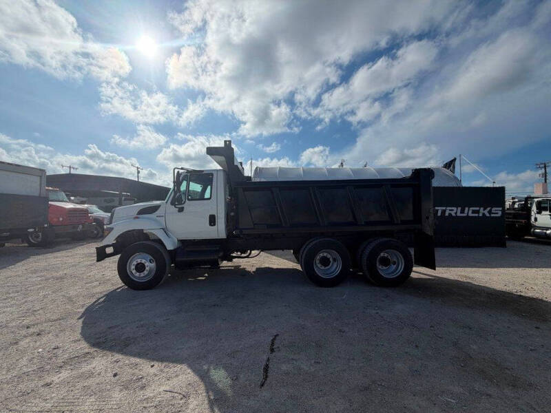 2009 International WorkStar 7400